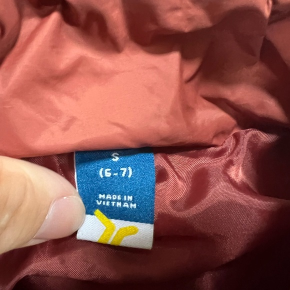 Girl’s Size Small 6 Cloths Bundle Jeans, Nike Shirt, Vest - Picture 10 of 10